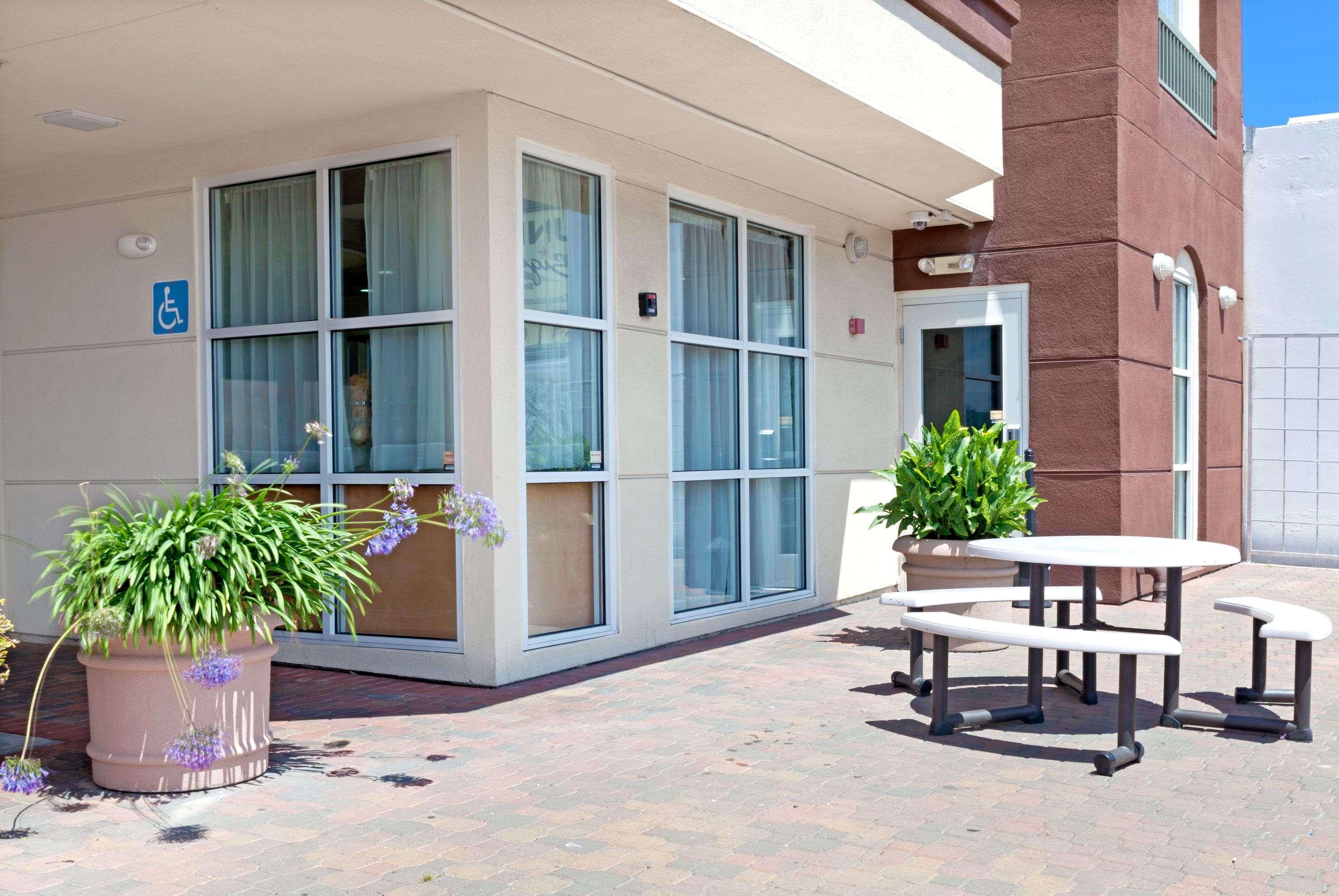 Ramada Limited And Suites San Francisco Airport South San Francisco Exteriör bild