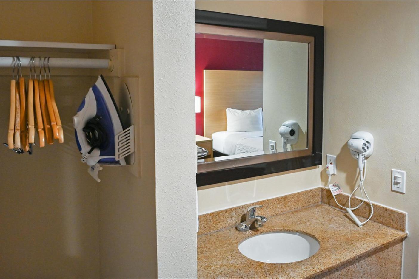 Ramada Limited And Suites San Francisco Airport South San Francisco Exteriör bild